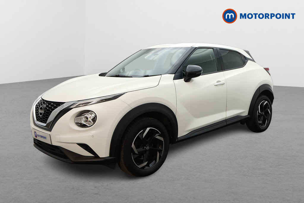Nissan Juke N-Connecta Automatic Petrol SUV - Stock Number (1655528) - Passenger side front corner