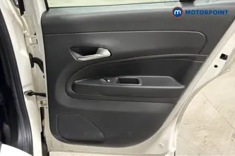 Fiat 600 RED Automatic Electric SUV - Stock Number (1655611) - 993rd supplementary image