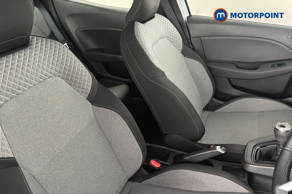 Renault Clio Evolution Manual Petrol Hatchback - Stock Number (1655911) - 22nd supplementary image