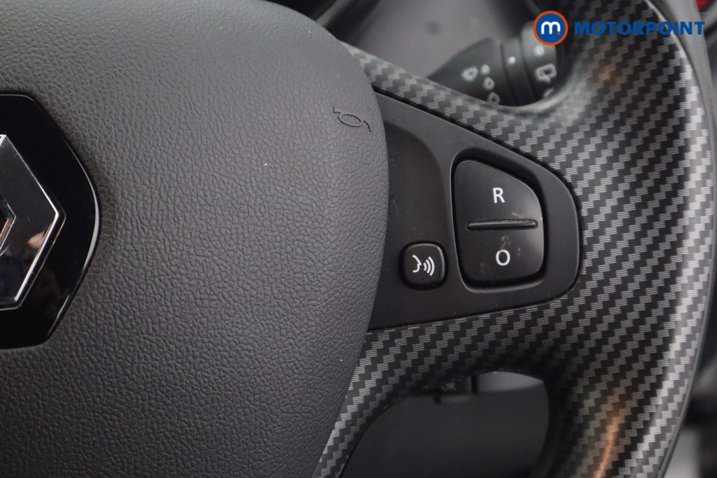 Renault Captur Signature Automatic Diesel SUV - Stock Number (1657097) - 9th supplementary image