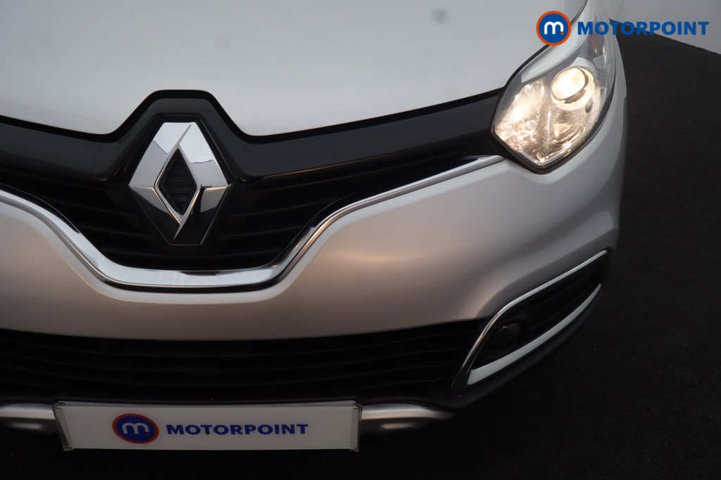 Renault Captur Signature Automatic Diesel SUV - Stock Number (1657097) - 32nd supplementary image