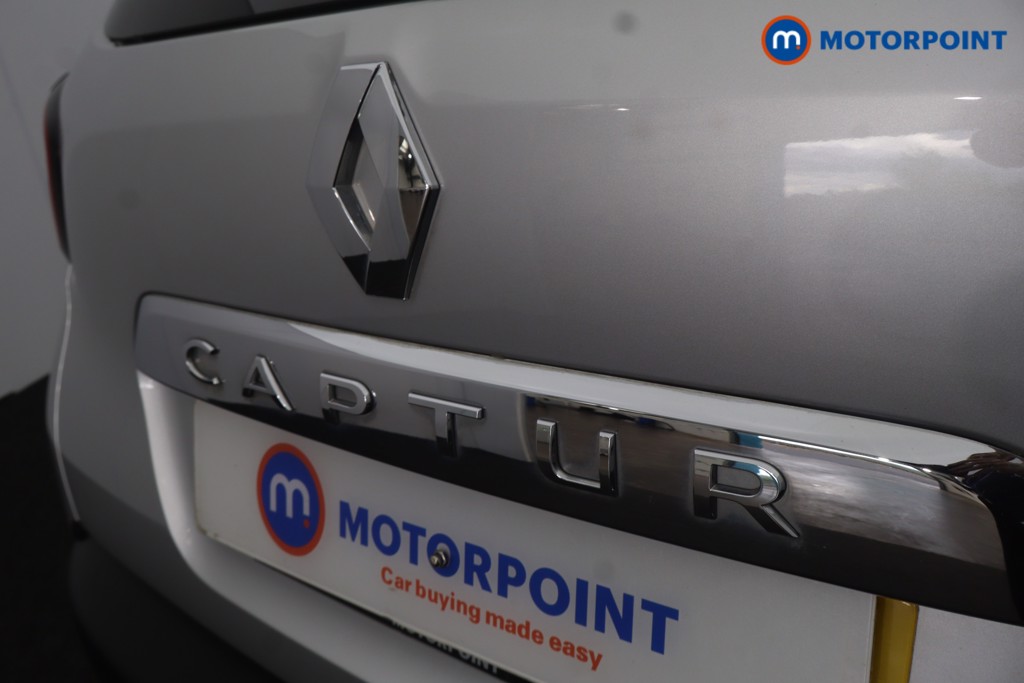 Renault Captur Signature Automatic Diesel SUV - Stock Number (1657097) - 38th supplementary image