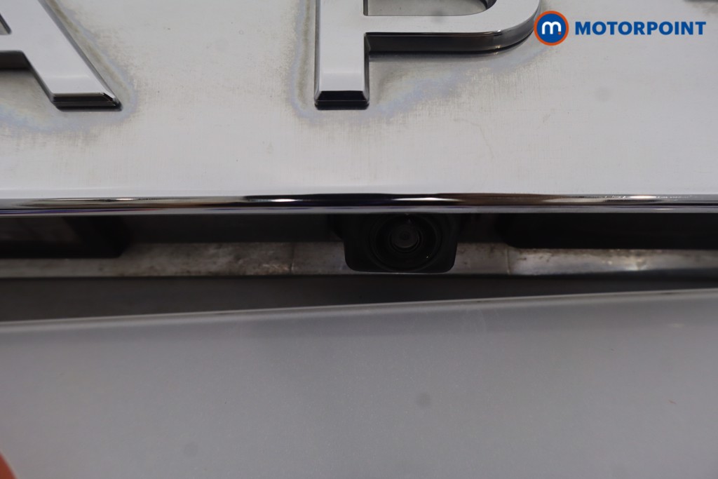 Renault Captur Signature Automatic Diesel SUV - Stock Number (1657097) - 40th supplementary image