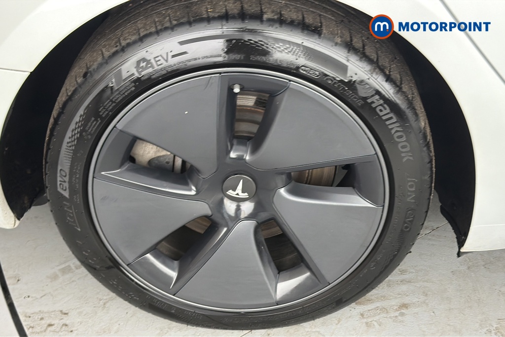 Tesla Model 3 Long Range Automatic Electric Saloon - Stock Number (1657655) - 46th supplementary image