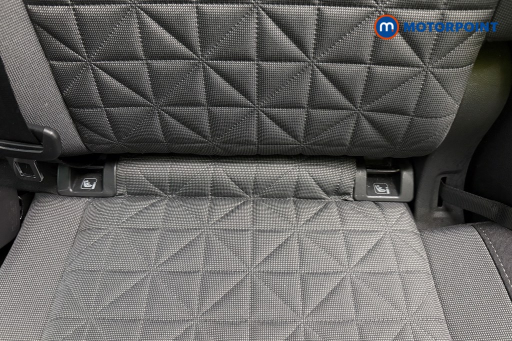 Volkswagen Tiguan Life Manual Petrol SUV - Stock Number (1657814) - 8th supplementary image