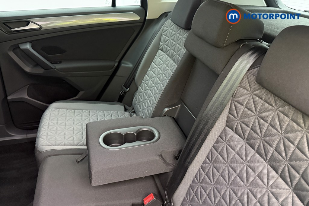 Volkswagen Tiguan Life Manual Petrol SUV - Stock Number (1657814) - 9th supplementary image