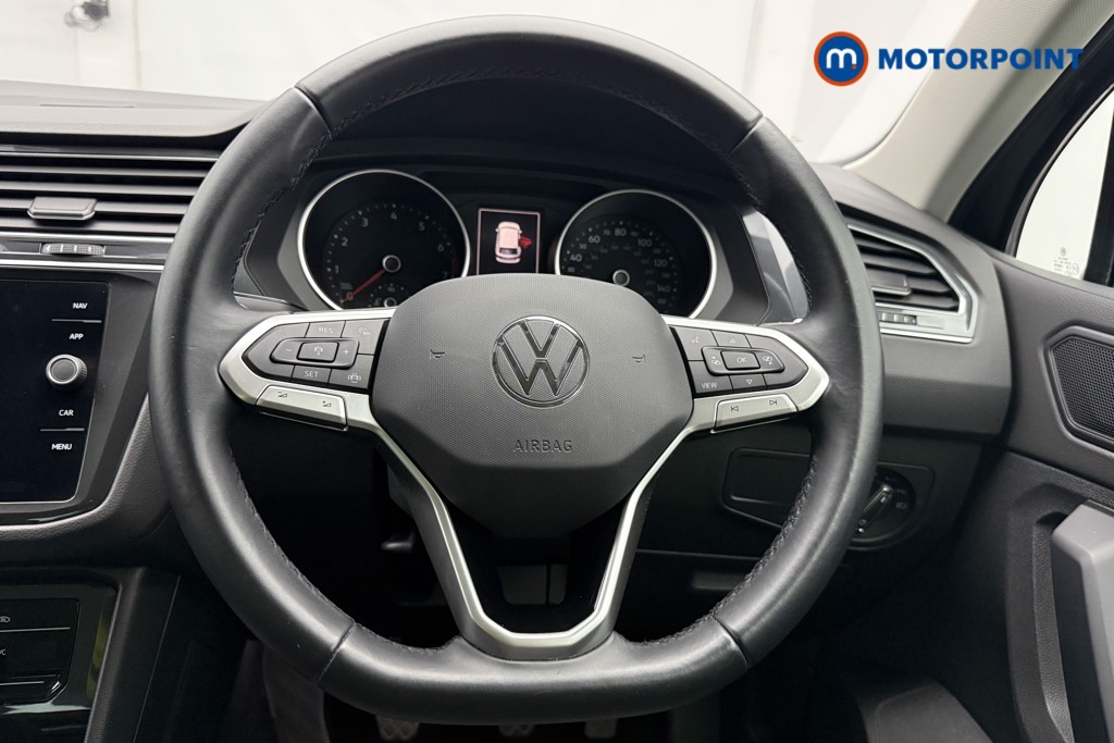 Volkswagen Tiguan Life Manual Petrol SUV - Stock Number (1657814) - 14th supplementary image