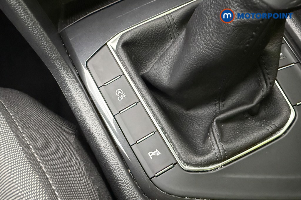 Volkswagen Tiguan Life Manual Petrol SUV - Stock Number (1657814) - 25th supplementary image