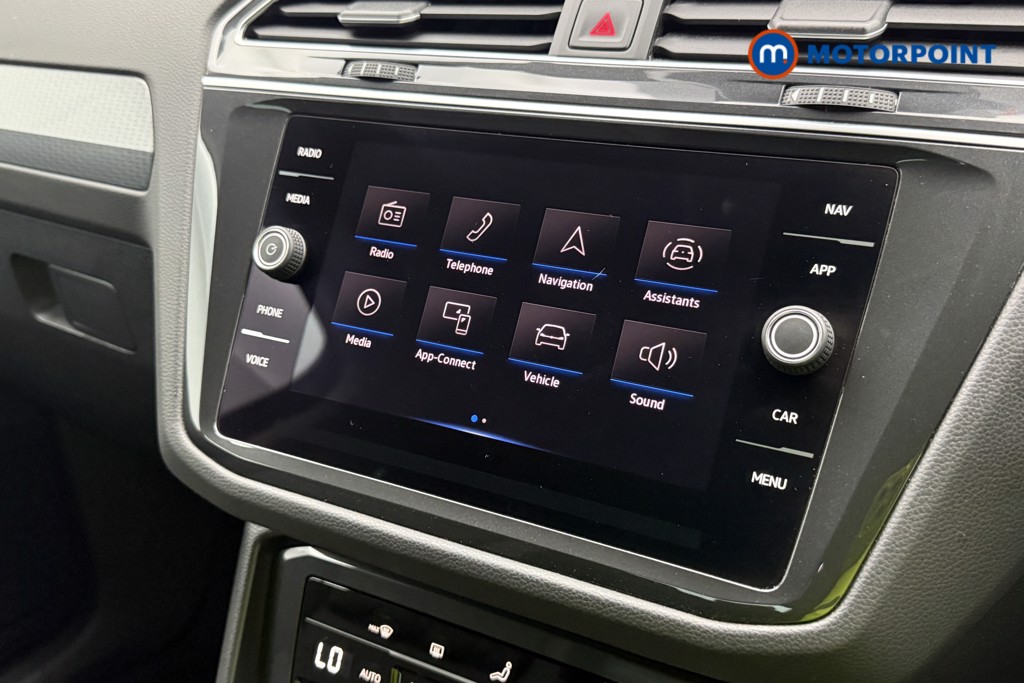 Volkswagen Tiguan Life Manual Petrol SUV - Stock Number (1657814) - 29th supplementary image