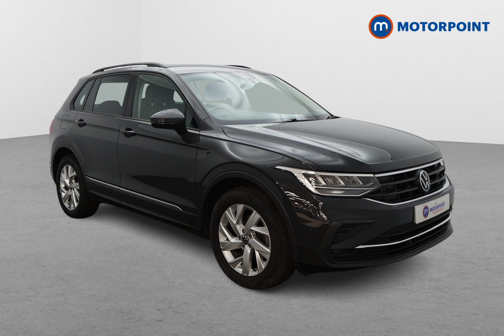 Volkswagen Tiguan Life Manual Petrol SUV - Stock Number (1657814) - Drivers side front corner