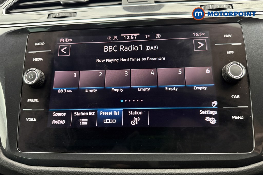 Volkswagen Tiguan R-Line Edition Automatic Petrol SUV - Stock Number (1657819) - 4th supplementary image