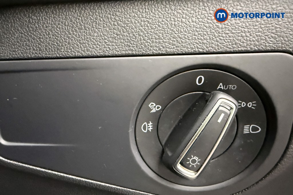 Volkswagen Tiguan R-Line Edition Automatic Petrol SUV - Stock Number (1657819) - 17th supplementary image