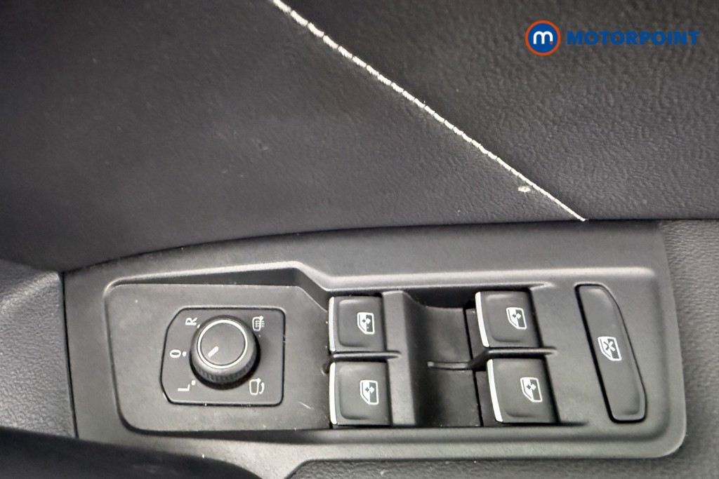 Volkswagen Tiguan R-Line Edition Automatic Petrol SUV - Stock Number (1657819) - 19th supplementary image