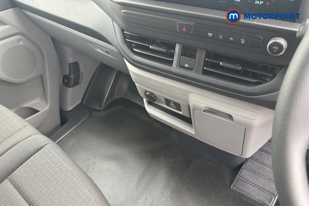 Ford Transit Custom Trend Automatic Electric Panel Van - Stock Number (1658240) - 15th supplementary image