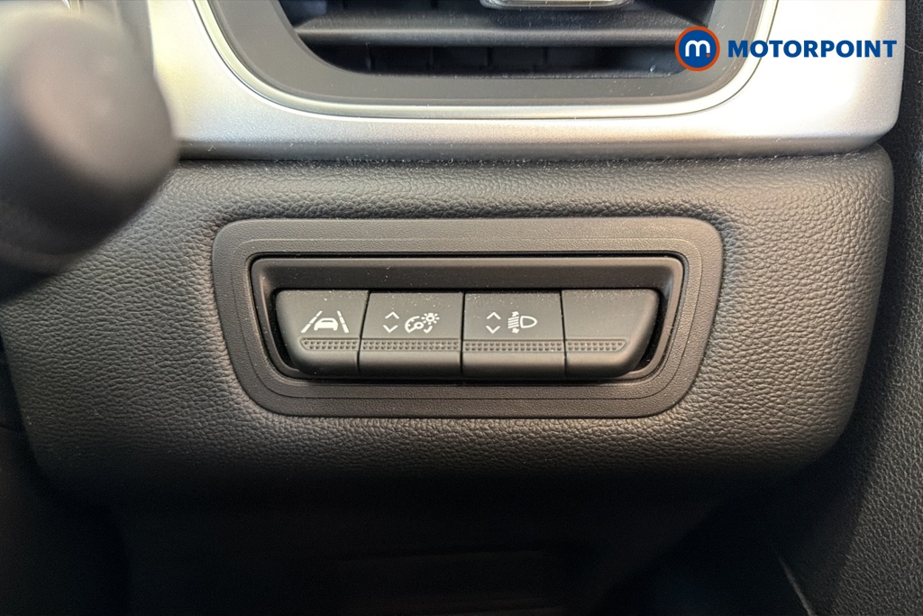 Renault Captur Techno Manual Petrol SUV - Stock Number (1658736) - 11th supplementary image