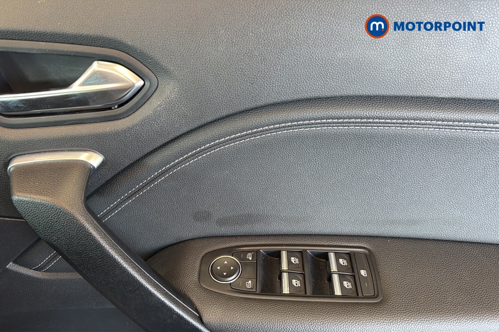 Renault Captur Techno Manual Petrol SUV - Stock Number (1658736) - 19th supplementary image