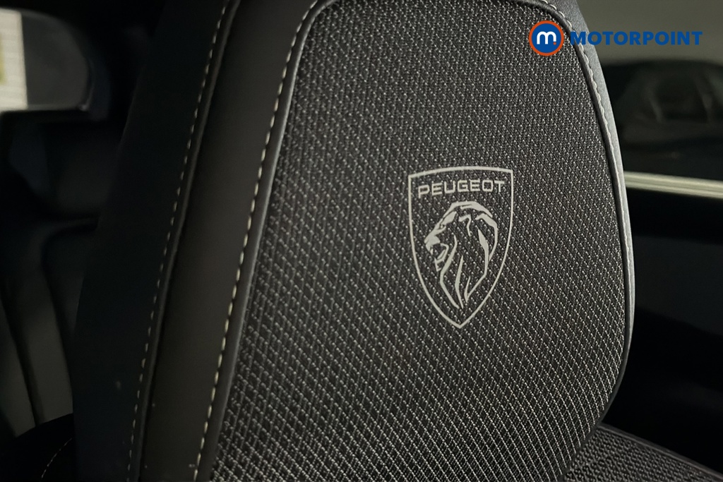 Peugeot 5008 GT Automatic Electric SUV - Stock Number (1658803) - 1001st supplementary image