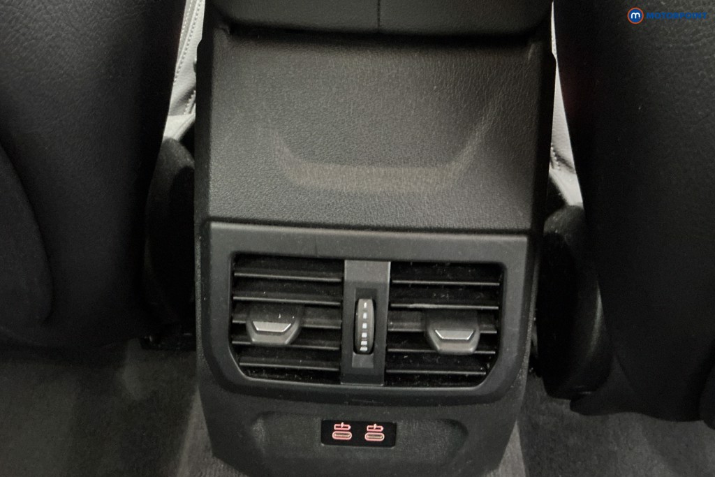 BMW 2 Series Sport Automatic Petrol Saloon - Stock Number (1659249) - 10th supplementary image