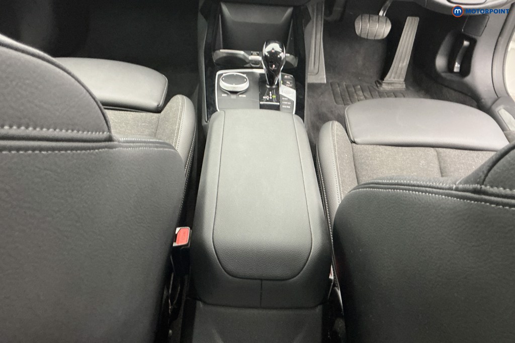 BMW 2 Series Sport Automatic Petrol Saloon - Stock Number (1659249) - 11th supplementary image
