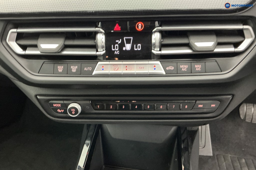 BMW 2 Series Sport Automatic Petrol Saloon - Stock Number (1659249) - 16th supplementary image