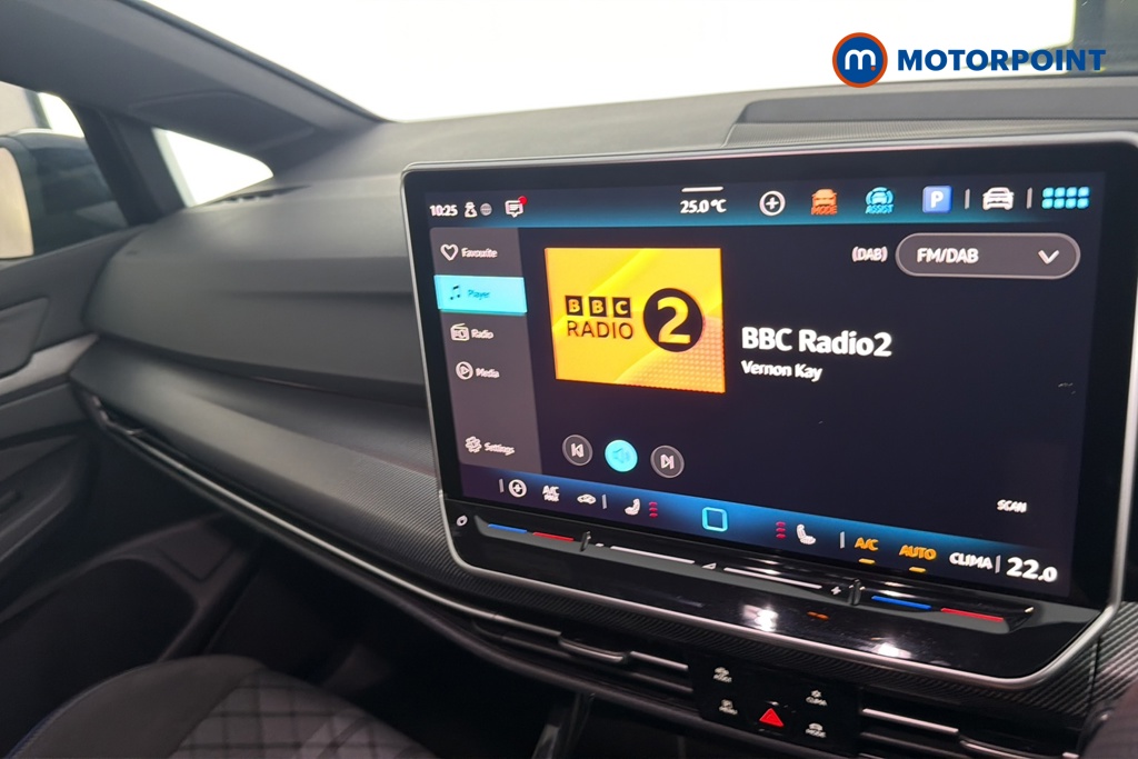 Volkswagen Golf Black Edition Manual Petrol Hatchback - Stock Number (1660099) - 8th supplementary image