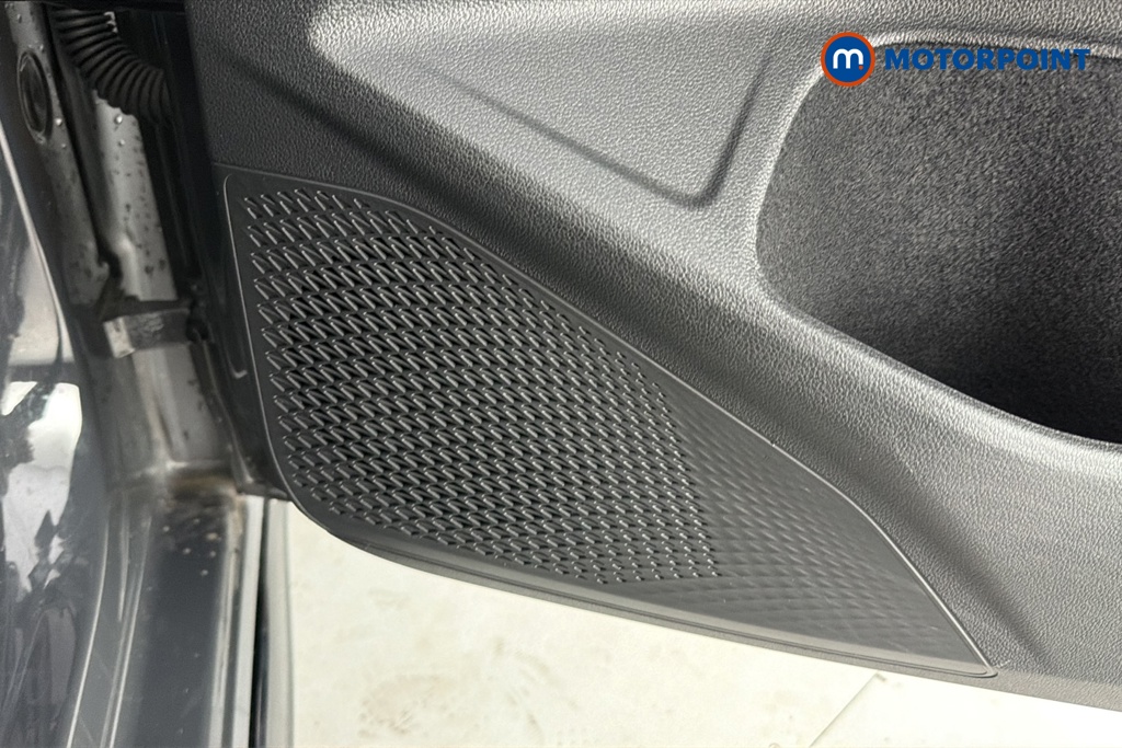 Volkswagen Golf Black Edition Manual Petrol Hatchback - Stock Number (1660099) - 21st supplementary image