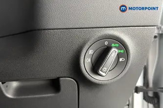 Skoda Karoq Se L Automatic Petrol SUV - Stock Number (1660482) - 11th supplementary image