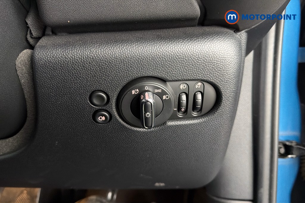 Mini Hatchback Cooper Classic Automatic Petrol Hatchback - Stock Number (1660688) - 18th supplementary image