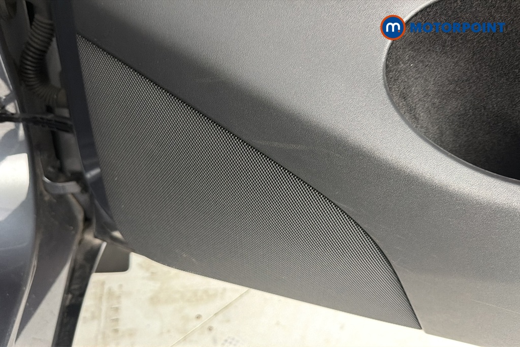 Tesla Model Y Long Range Automatic Electric SUV - Stock Number (1660941) - 21st supplementary image