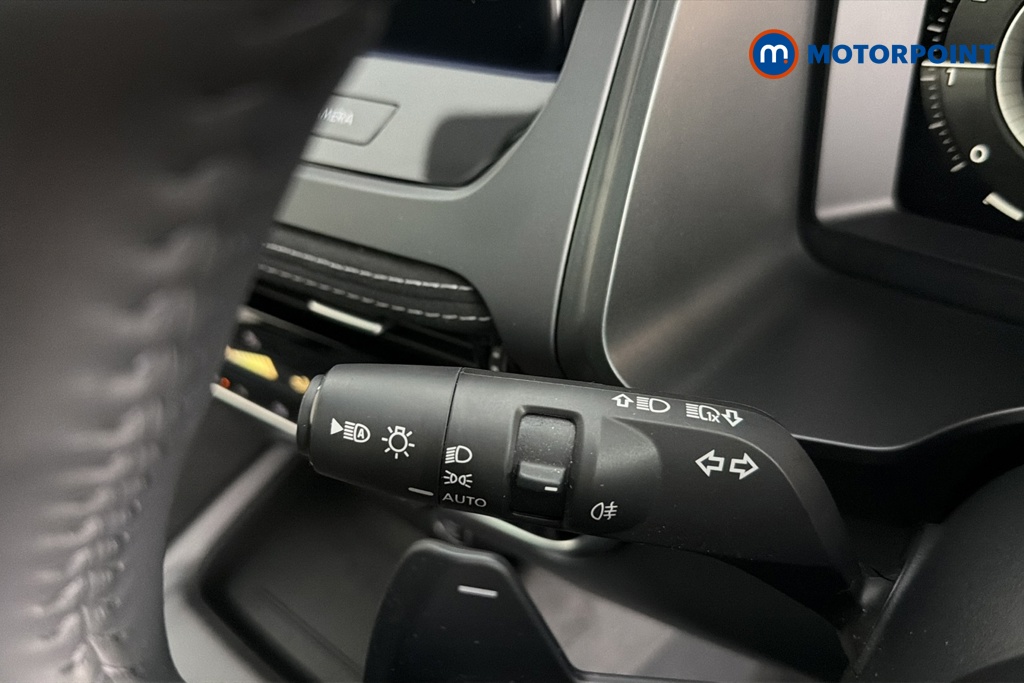 Nissan Qashqai Tekna-Plus Automatic Petrol SUV - Stock Number (1660981) - 5th supplementary image