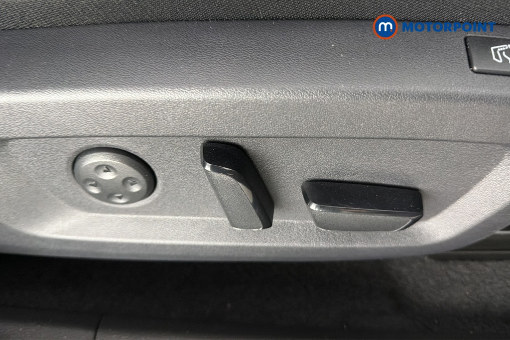 Nissan Qashqai Tekna-Plus Automatic Petrol SUV - Stock Number (1660981) - 23rd supplementary image