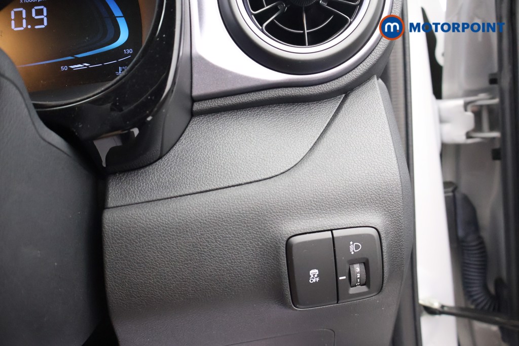Hyundai I10 Premium Manual Petrol Hatchback - Stock Number (1660985) - 11th supplementary image
