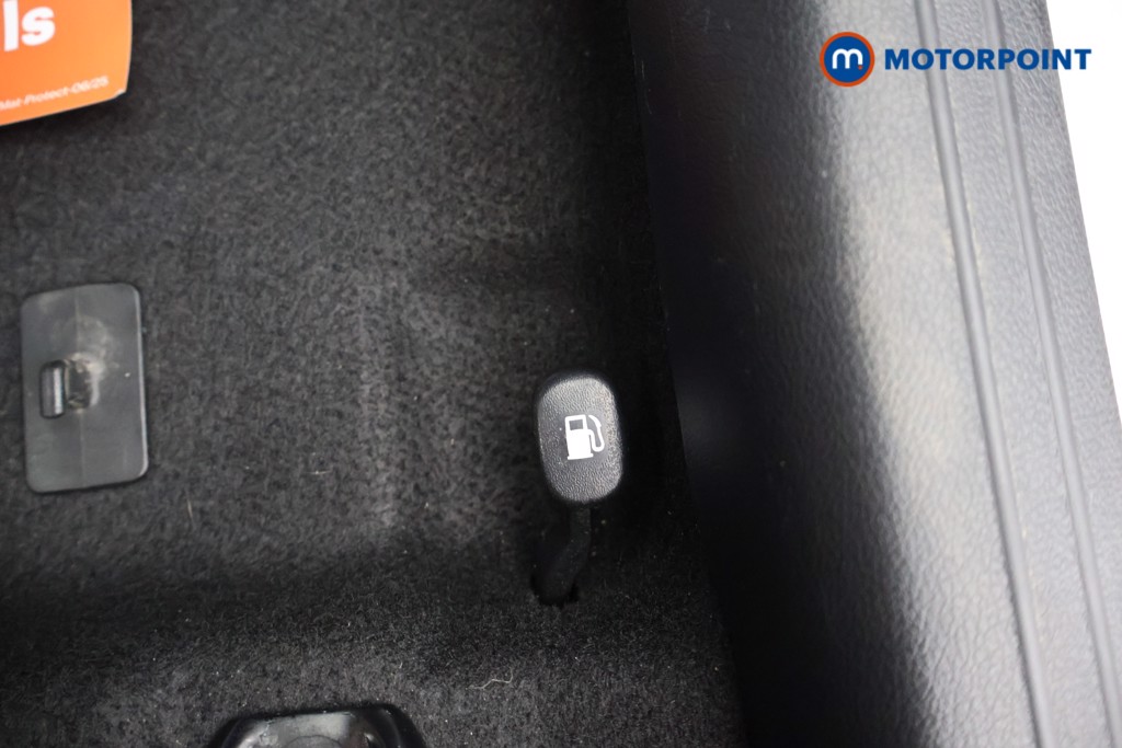 Hyundai I10 Premium Manual Petrol Hatchback - Stock Number (1660985) - 16th supplementary image