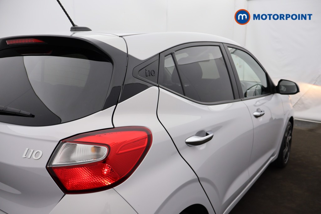 Hyundai I10 Premium Manual Petrol Hatchback - Stock Number (1660985) - 32nd supplementary image