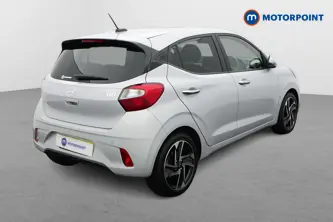 Hyundai I10 Premium Manual Petrol Hatchback - Stock Number (1660985) - Drivers side rear corner