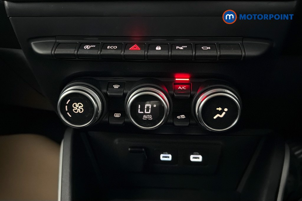Dacia Duster Prestige Manual Diesel SUV - Stock Number (1661271) - 12th supplementary image