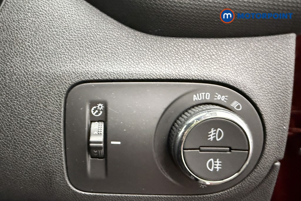 Vauxhall Crossland Ultimate Automatic Petrol SUV - Stock Number (1661459) - 17th supplementary image