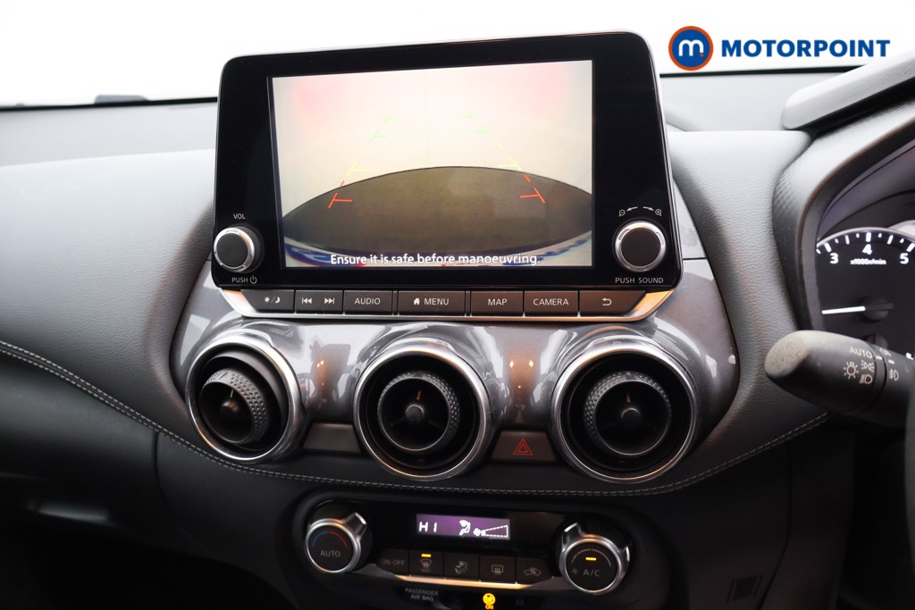 Nissan Juke N-Connecta Automatic Petrol SUV - Stock Number (1661672) - 9th supplementary image