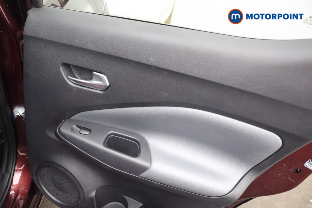 Nissan Juke N-Connecta Automatic Petrol SUV - Stock Number (1661672) - 19th supplementary image