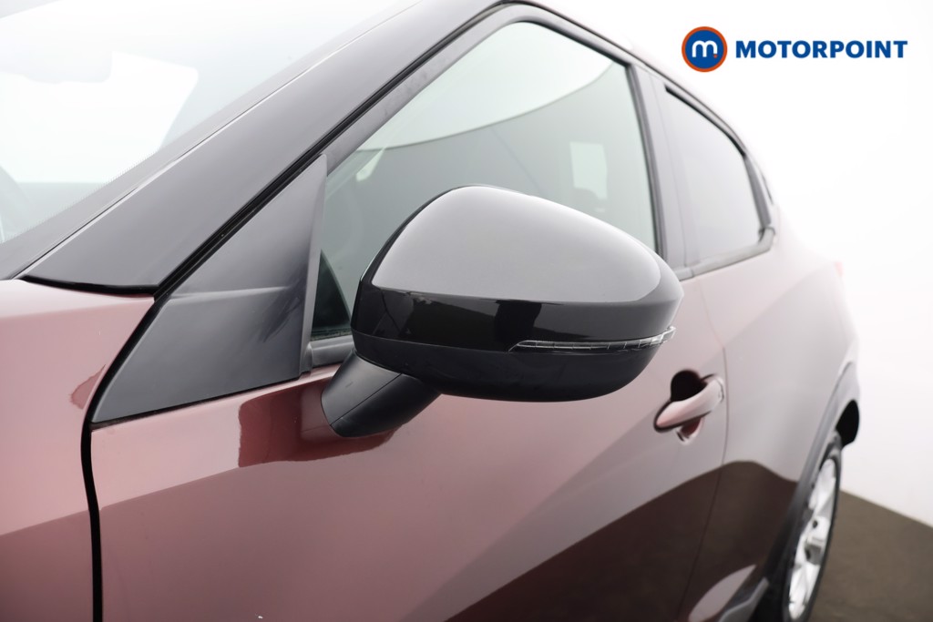Nissan Juke N-Connecta Automatic Petrol SUV - Stock Number (1661672) - 33rd supplementary image