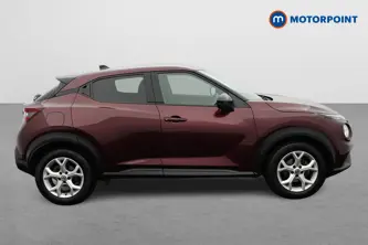 Nissan Juke N-Connecta Automatic Petrol SUV - Stock Number (1661672) - Drivers side