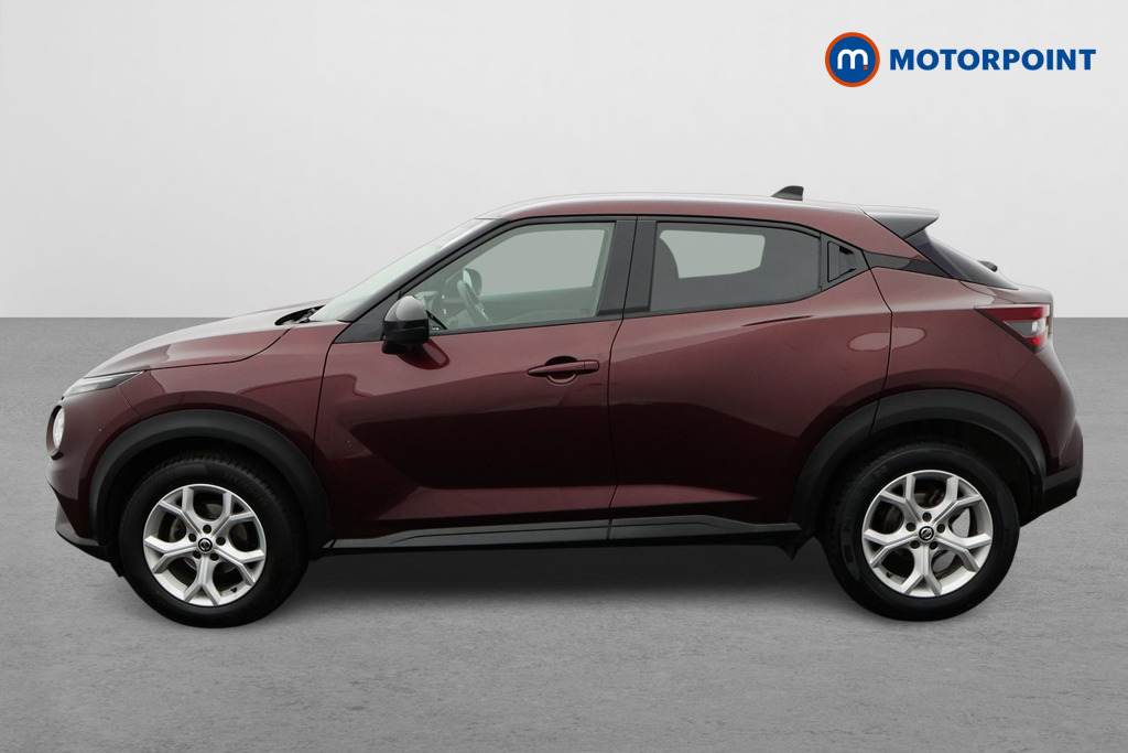 Nissan Juke N-Connecta Automatic Petrol SUV - Stock Number (1661672) - Passenger side
