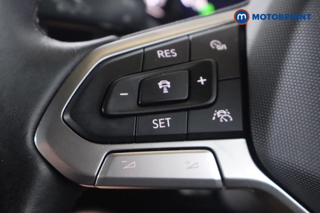 Volkswagen Polo R-Line Automatic Petrol Hatchback - Stock Number (1661939) - 11th supplementary image