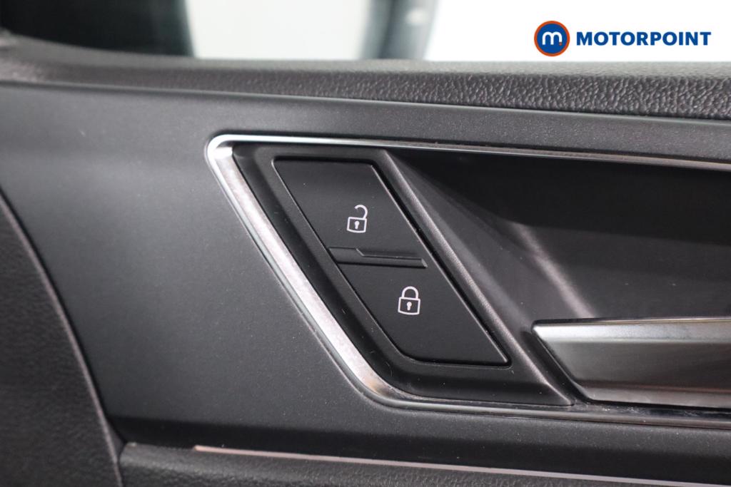 Volkswagen Polo R-Line Automatic Petrol Hatchback - Stock Number (1661939) - 14th supplementary image
