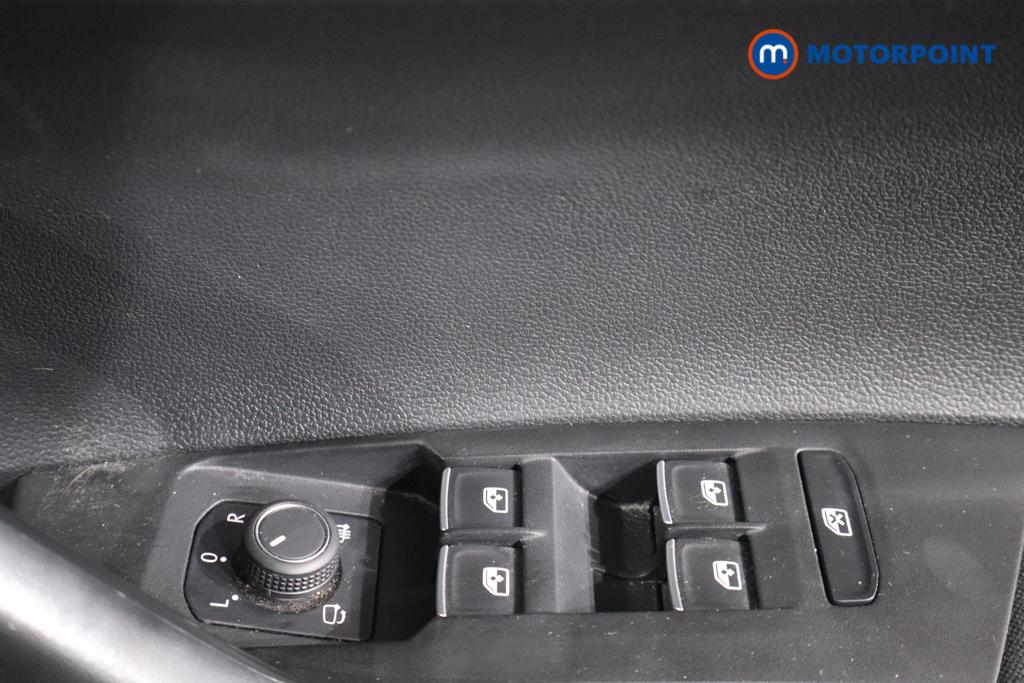 Volkswagen Polo R-Line Automatic Petrol Hatchback - Stock Number (1661939) - 15th supplementary image