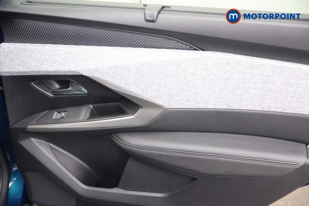 Peugeot 5008 GT Automatic Petrol SUV - Stock Number (1662402) - 22nd supplementary image