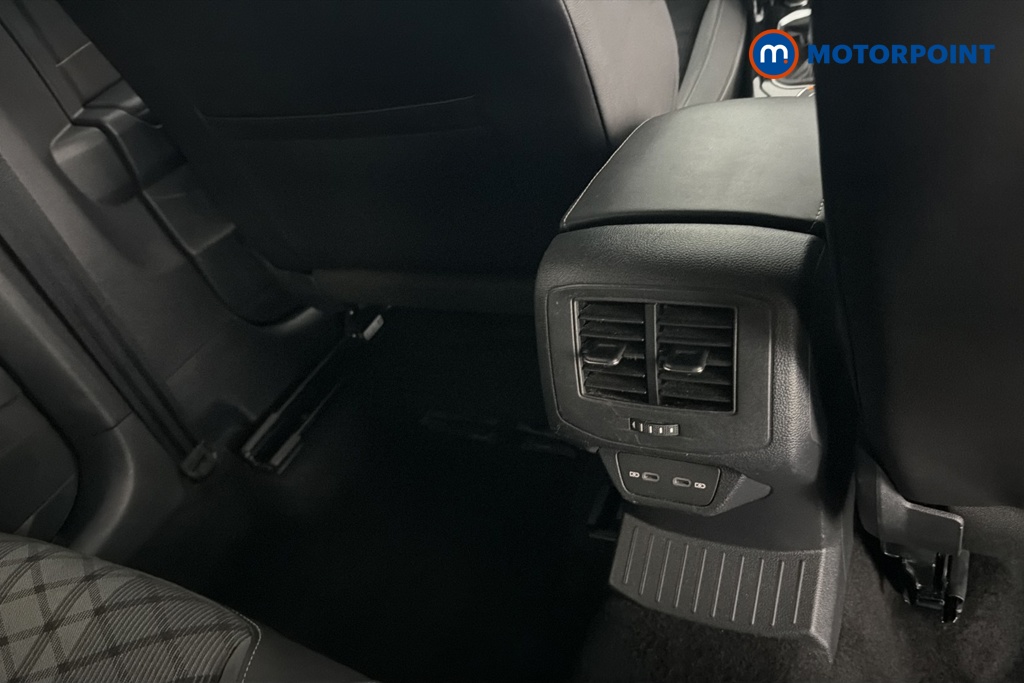 Volkswagen T-Roc R-Line Automatic Petrol SUV - Stock Number (1662585) - 28th supplementary image