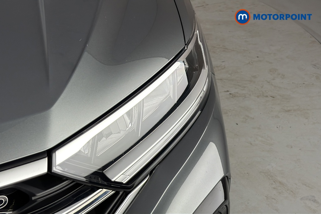 Volkswagen T-Roc R-Line Automatic Petrol SUV - Stock Number (1662585) - 42nd supplementary image