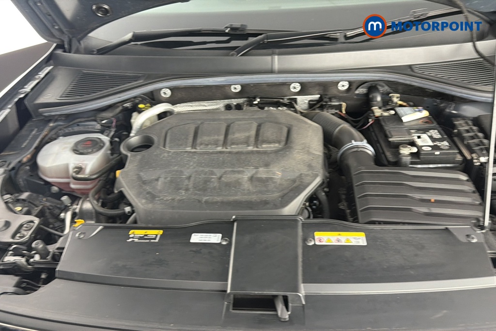 Volkswagen T-Roc R-Line Automatic Petrol SUV - Stock Number (1662585) - 48th supplementary image