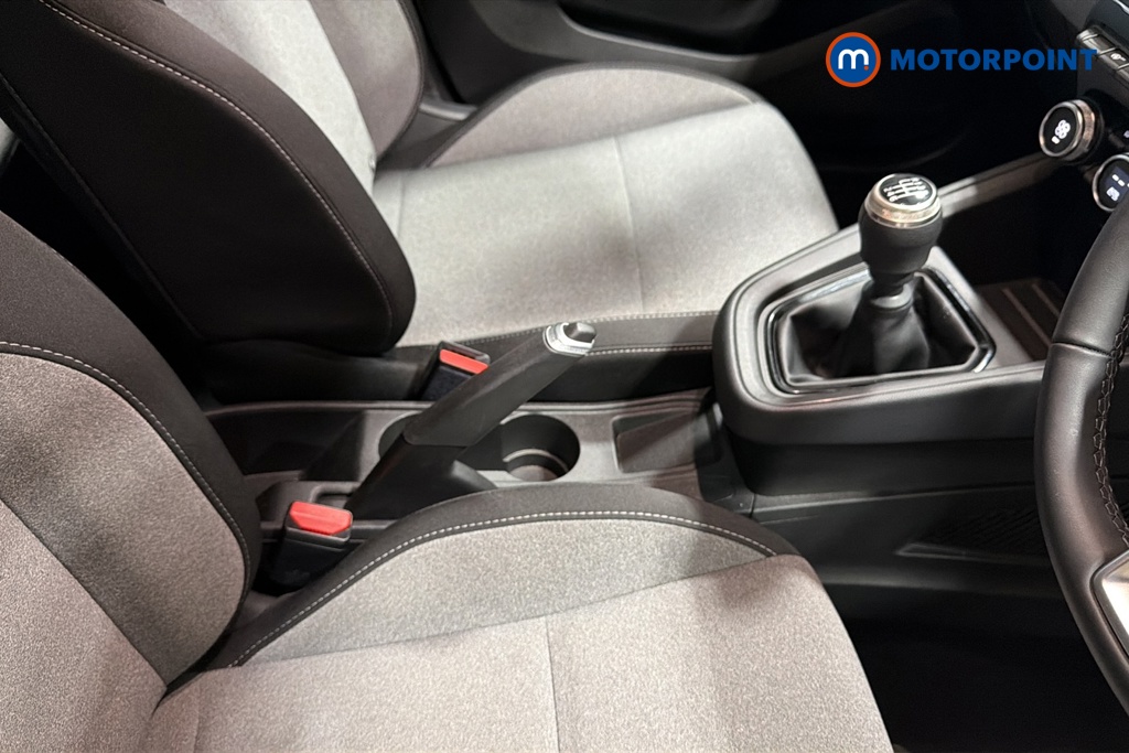 Renault Clio Evolution Manual Petrol Hatchback - Stock Number (1662735) - 15th supplementary image